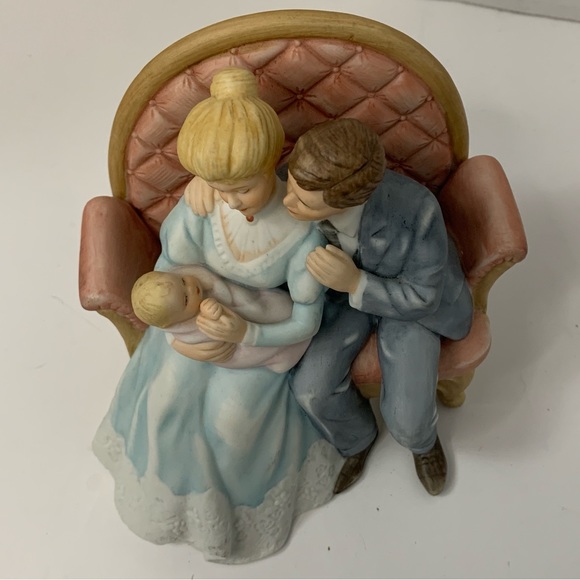 Enesco Treasured Memories “And Baby Makes Three” Figurine vintage 1988 - Picture 2 of 9